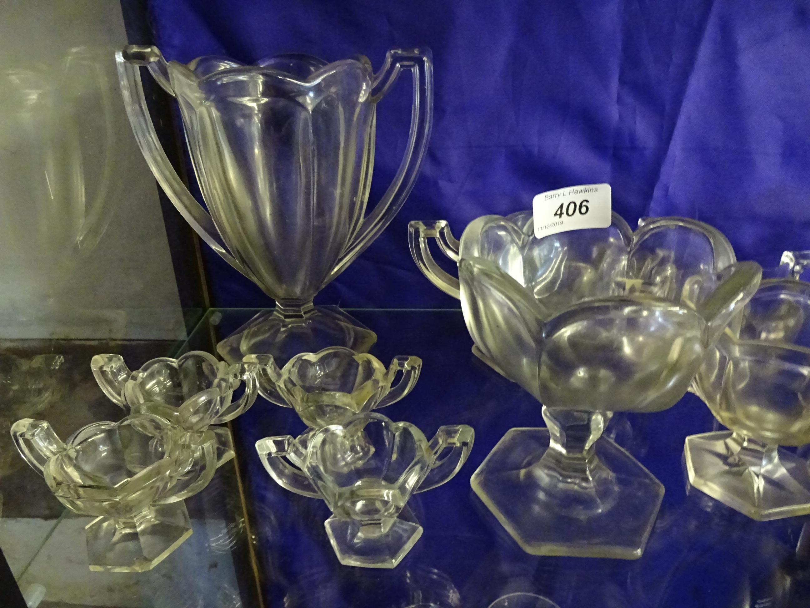 9 PIECES OF CHIPPENDALE GLASS PLUS BOWL - Image 2 of 3