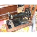 SINGER WOOD CASED SEWING MACHINE