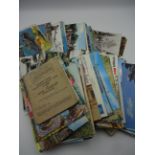 LARGE QUANTITY OF VINTAGE POSTCARDS TOURIST HOLIDAY ETC