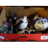 BOX OF VARIOUS MONEY BOXES INCLUDING DELFT