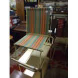 VINTAGE FOLDING CHILDS CHAIR