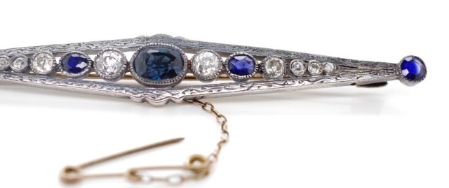 Antique diamond, sapphire and simulant brooch - Image 2 of 6