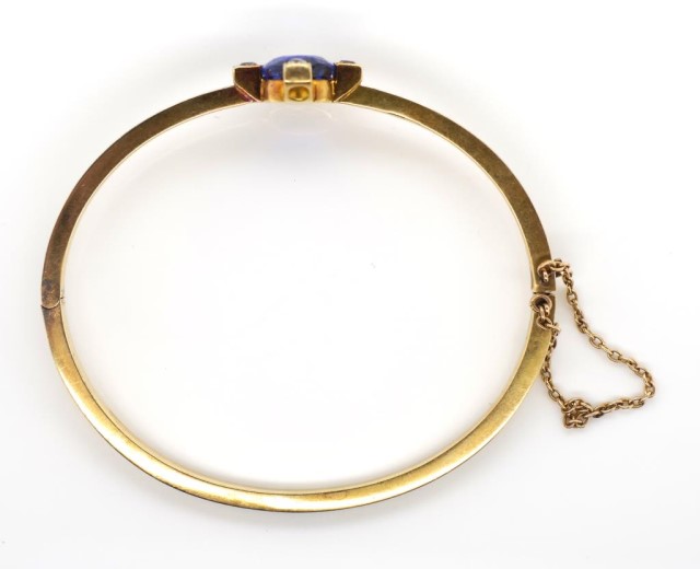 Natural sapphire and diamond set gold bangle - Bild 5 aus 6