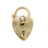 9ct gold heart padlock clasp