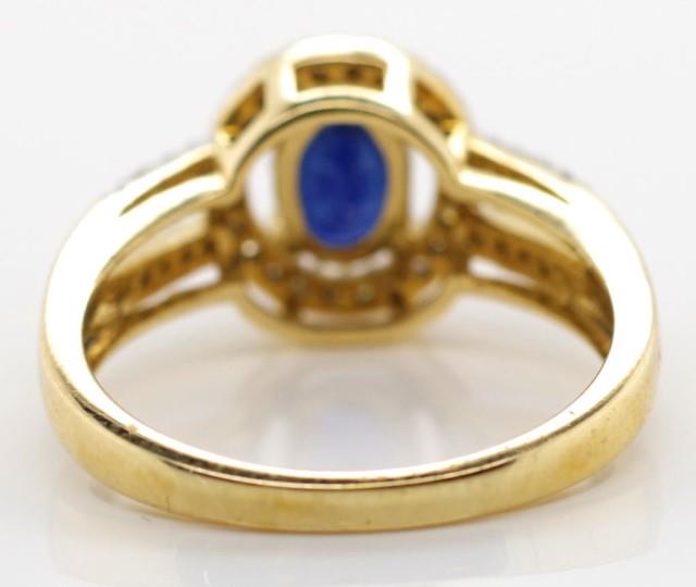 14ct gold sapphire and diamond halo ring - Image 3 of 4