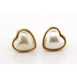 9ct gold and pearl stud earrings