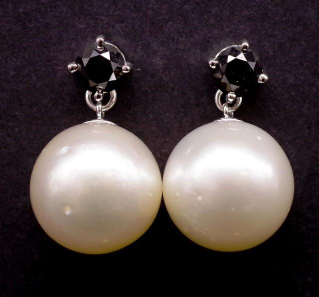 South sea pearl and black diamond earrings - Image 3 of 4