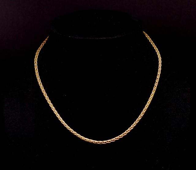 A heavy 18ct yellow gold wheat link chain necklace - Image 2 of 2