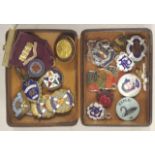 Quantity of medals, medallions and badges