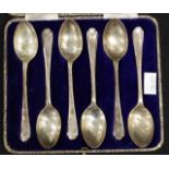 Cased set six George V sterling silver teaspoons