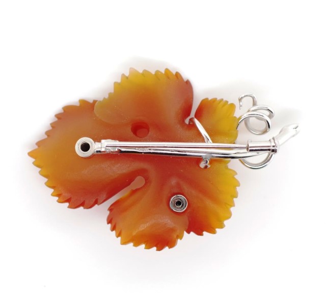 18ct white gold, diamond and carnelian brooch - Image 2 of 2