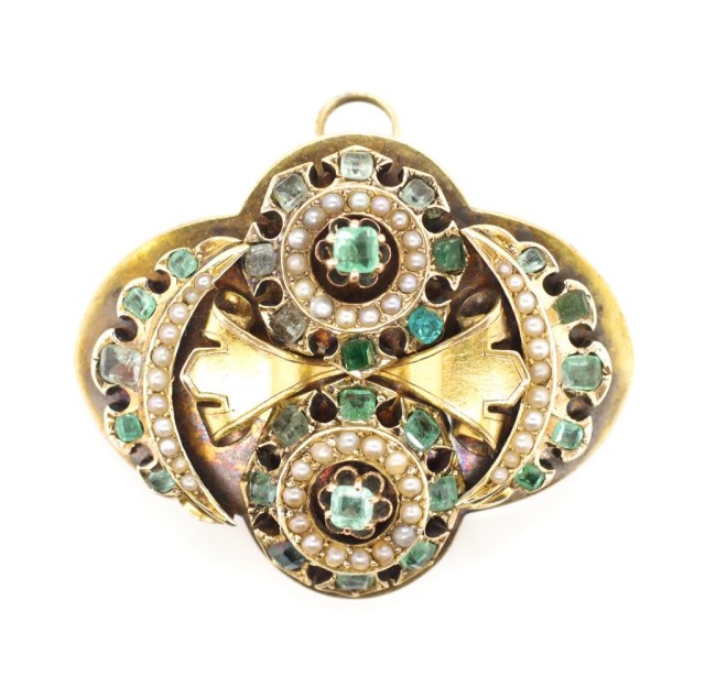 Emerald, pearl set gold mourning brooch