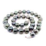 Tahitian pearl necklace