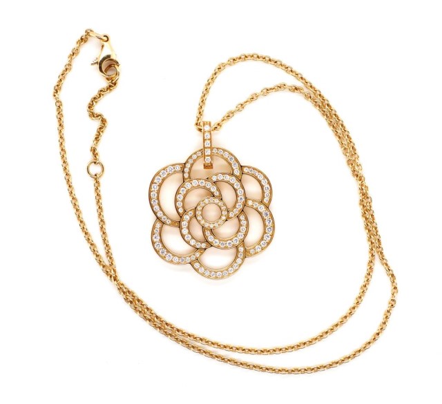 Chanel 18ct pink gold and diamond necklace - Image 3 of 5