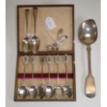 Quantity of silver spoons