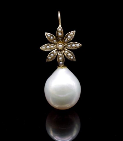 Pearl and 9ct yellow gold pendant - Image 2 of 2