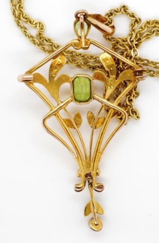 Art Deco 9ct yellow gold pendant on chain - Image 3 of 4