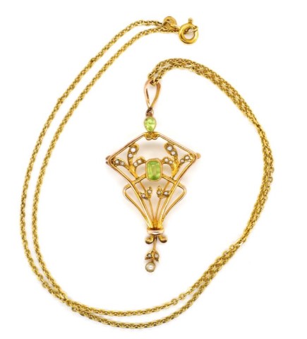 Art Deco 9ct yellow gold pendant on chain