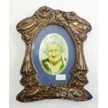 Ornate Edward VII sterling silver photo frame