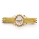 Victorian 15ct yellow gold and gemstone brooch