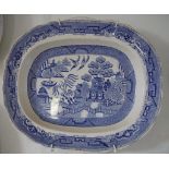 Three willow pattern blue & white platters