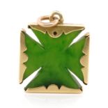 Antique 15ct yellow gold and nephrite jade cross