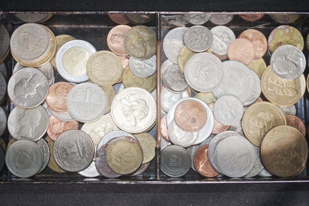 Quantity Foreign coins - Image 4 of 4