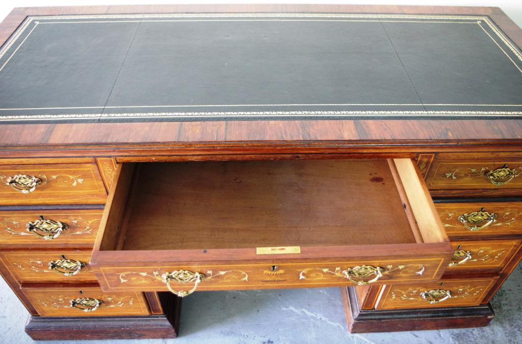 Good Victorian rosewood twin pedestal desk - Image 4 of 8