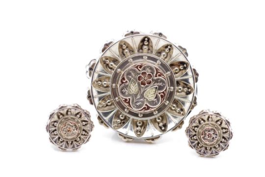 Victorian Aesthetic movement brooch and earrings - Image 1 of 4