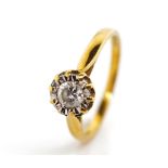 Solitaire diamond and 18ct yellow gold ring