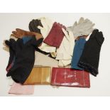 Quantity of various vintage ladies gloves
