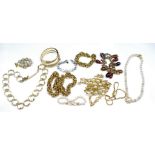 Costume jewellery bracelet and necklace group