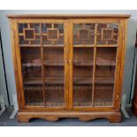 Early 20th century bookcase / display cabinet