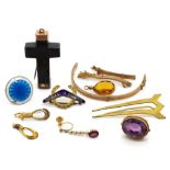 Antique jewellery group for parts or scrap