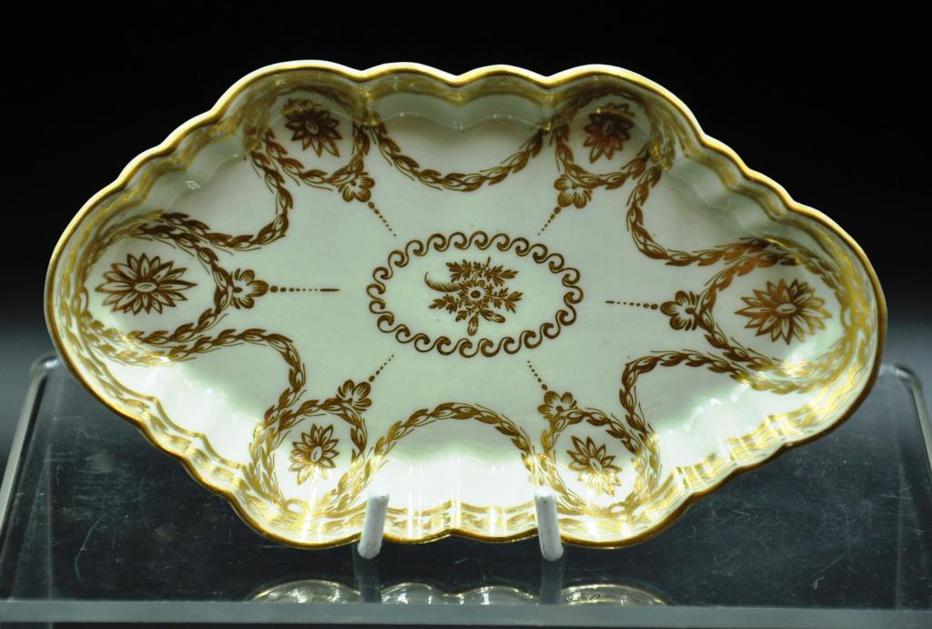 Worcester first period gilt spoon tray