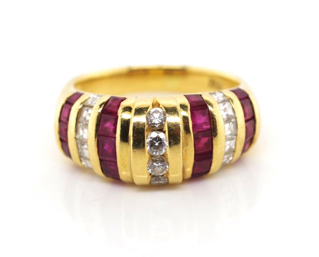 Ruby and diamond set 18ct yellow gold ring - Image 2 of 3