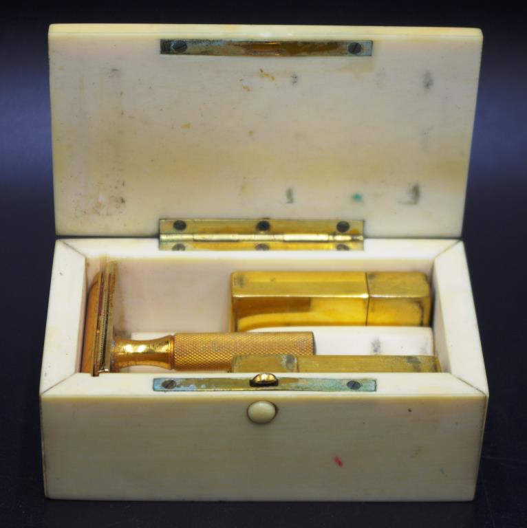 Antique ivory razor box - Image 2 of 3