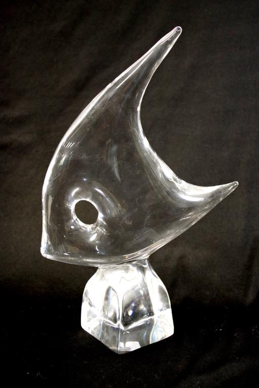 Good Daum France glass Fish Figure
