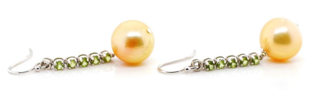 Golden pearl, peridot and white gold earrings - Image 2 of 2