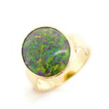 Opal set 18ct yellow gold ring