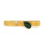 14ct Yellow gold and green stone tie clip