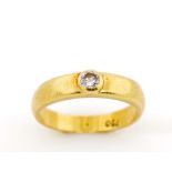 18ct yellow gold and solitaire diamond ring