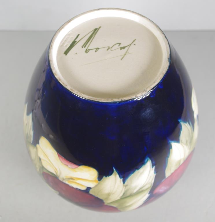 Large William Moorcroft 'Pansy' vase - Image 4 of 4