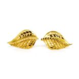 21ct yellow gold stud earrings