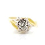 0.33ct diamond and 18ct gold ring