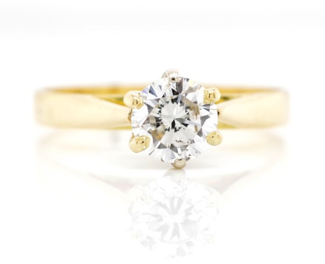 Solitaire diamond set 18ct yellow gold ring - Image 3 of 5