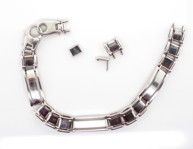 9ct white gold bracelet - Image 2 of 2