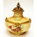 Royal Worcester blush ivory pot pouri