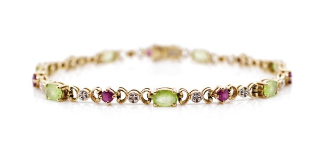 Peridot, ruby and diamond set 9ct gold bracelet - Image 3 of 3