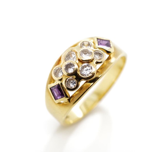 Multi gemstone set 18ct yellow gold ring